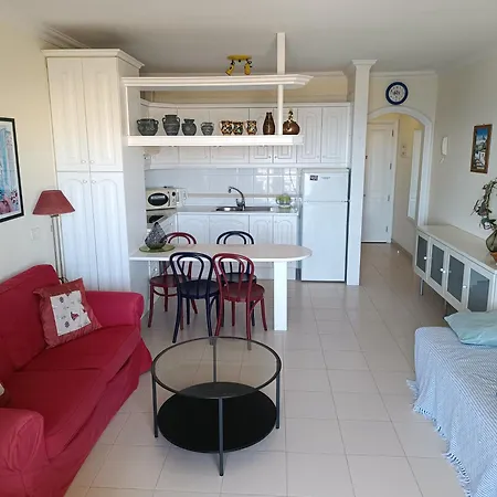 1 Bedroom Aquaviva Lejlighed *