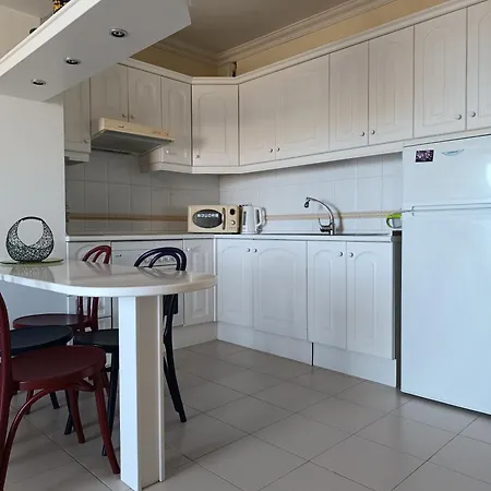 1 Bedroom Aquaviva * קיאו סלבאחה